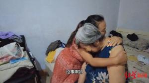 56岁自驾游阿姨苏敏2年后首次回家:欲再启程 随时出发