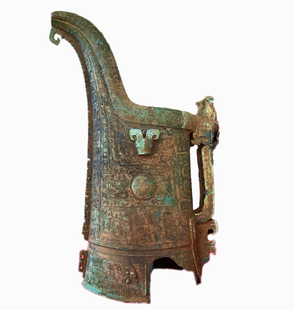 文物考古研究所馆员盛伟介绍,湖南地区曾出土过数量较多的商周青铜器