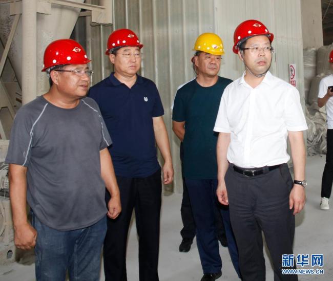 新时代优秀县委书记风采|闻然:为民啃下"硬骨头"(2)