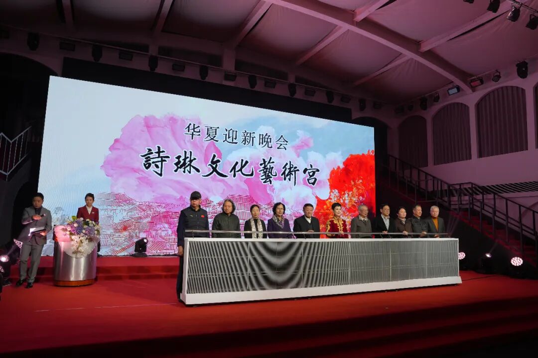 李小琳的艺术人生：每一抹色彩都是对时代的深情礼赞