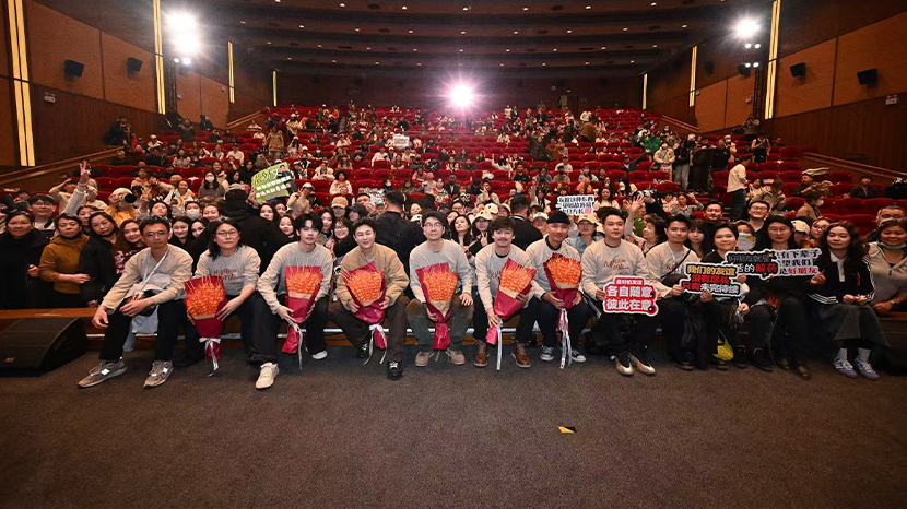 电影《我最特别的朋友》今日上映 荒诞喜剧下的温情炸弹