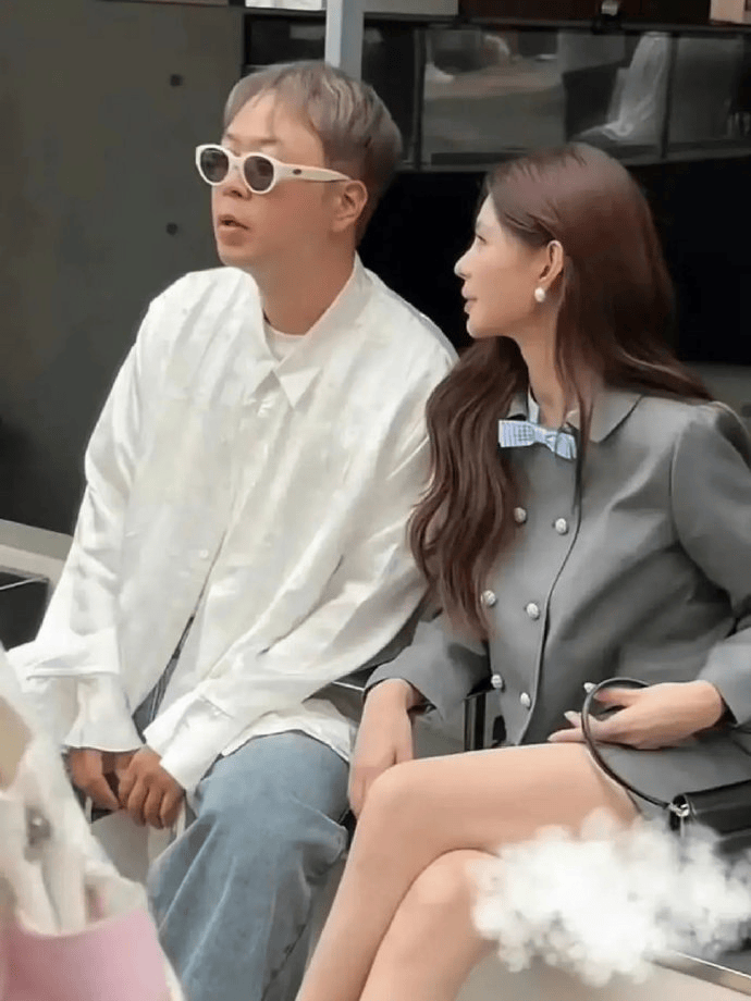 沈梦辰为杜海涛化妆 称其是自己儿时的梦中情人