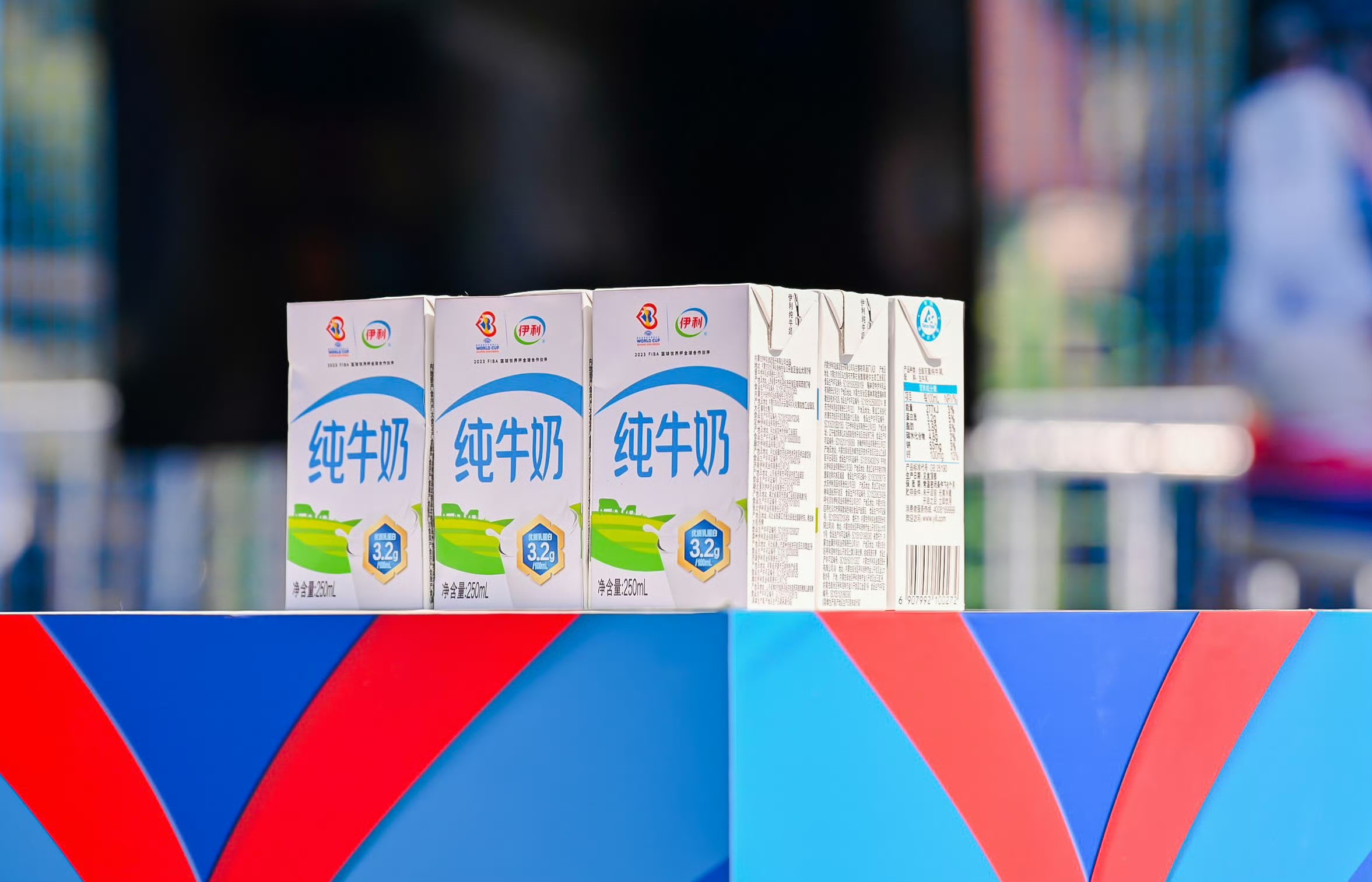 伊利2024年营收1158亿元稳居第一 奶粉逆势增长进入收获期 重磅加码两大战略布局 抢占全球产业价值高地