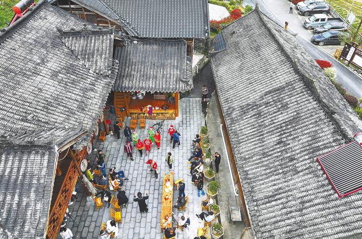 可触可感可玩 恩施“活态古村”年引十万客