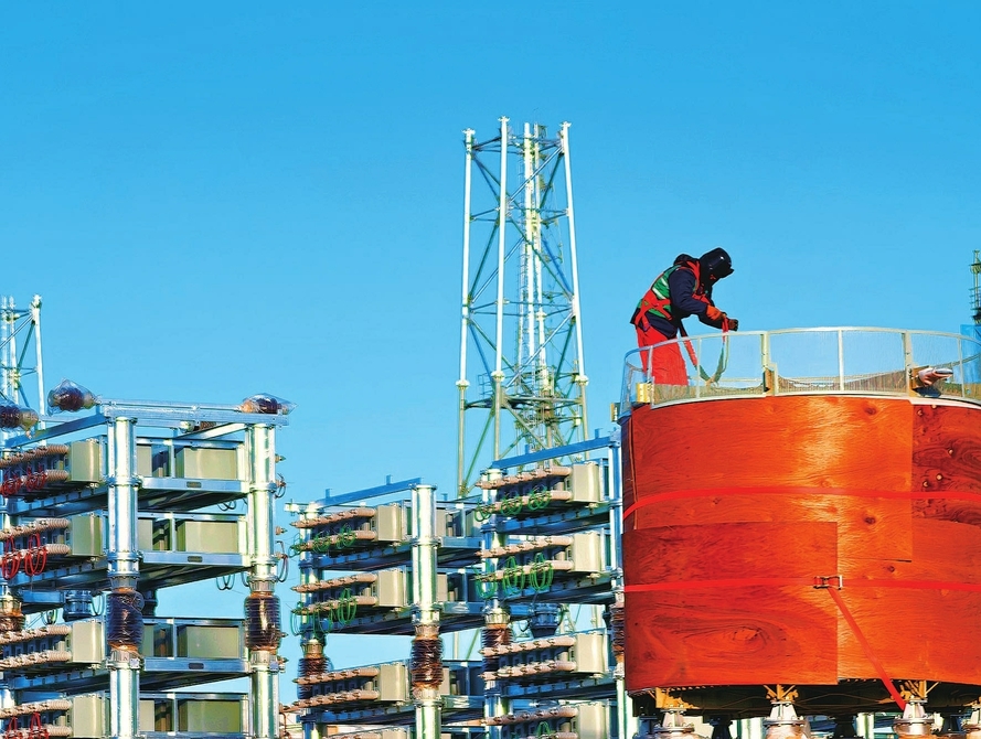 不畏严寒 加紧作业