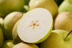 Yuluxiang Pear: Crisp, Sweet, and Juicy in Loess Memory