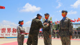 中国第20批赴黎维和部队官兵获“和平勋章”