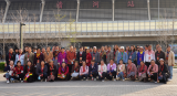 西藏基层妇联干部登长城、游览北京市动物园