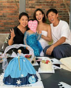 韓庚盧靖姍為3歲女兒慶生 一家人笑容燦爛好幸福