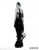 李冰冰穿黑纱露背裙前卫性感 红唇冷艳气场全开