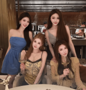 叶珂回应与闺蜜撞脸：我们修图手法比较像