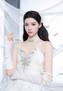 张艺上回应被《浪姐》淘汰：要在生里继续乘风破浪