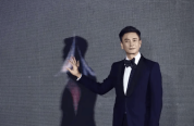 黄宗泽靠运动保持心态 多接触漂亮女人会变好看