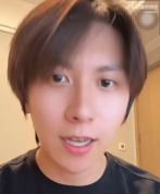 侯卓成直播透露和杨汝晴没有分手 原定订婚推迟了