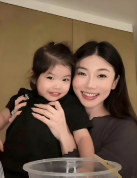 程晓玥称生完二胎后脑雾很严重 现在不想再生三胎