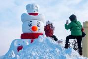 “网红”哈尔滨悄悄干了件大事 冰雪经济再燃热潮