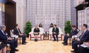 冯飞、刘小明会见泰国公主诗琳通 深化多领域合作机遇