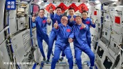 第8张太空全家福 中国航天人的浪漫奔赴