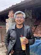 黄仁勋模仿者走红：现在很害怕；完全没料到会走红