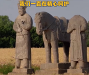 官方解释宋陵石象为何不加玻璃罩：加了里面就会有很多水珠，反而坏得更快