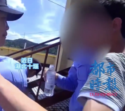 和家长发生矛盾男子抱民警痛哭：谢谢你们爱我