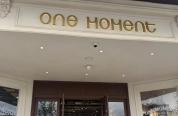 女子试衣时被掀帘 女装店致歉 隐私泄露引关注