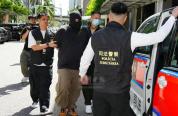 父亲扬言自杀儿子递消毒液被捕 家庭伦理悲剧引发热议
