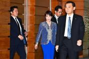 又一轮日本首相“保卫战”开打了 内阁改组稳固政权