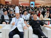 西安肉夹馍师傅已忙到3秒夹一个 老手艺登上活动舞台