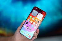 学生8684元网购iPhone16 激活日期竟显示是1978年