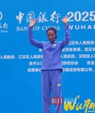 埃塞俄比亚选手获武汉马拉松冠军 打破女子赛会纪录