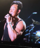 再忙能有周杰伦忙吗？周杰伦演唱会万人齐喊周游记