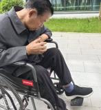 億萬富豪起訴長子欲拿回股權(quán)一審被駁回 家族恩怨升級