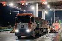 為省30塊錢(qián) 卡車(chē)司機(jī)在青海缺氧離世 愛(ài)心卡友千里送別