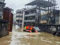 多地降雨破歷史極值 湖南如何應(yīng)對 消防緊急救援守護(hù)生命