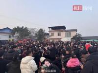 媒体评多地叫停刨猪宴 安全隐患引关注