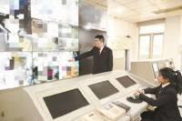 5名外卖员用钢管将手指砸骨折骗保 精心策划的保险诈骗团伙落网