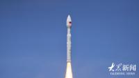 中国成功发射一箭八星 拉开年度航班化发射序幕