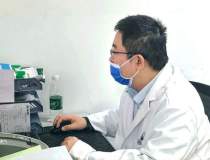 左眼失明28载，七旬农伯终见光明