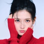 女演员夏依丹被曝已去世 片尾字幕方框标注引发悼念