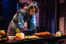 沉浸式話劇《慶余年》上海首演：沒(méi)有特效的修飾,，只有演員的表演