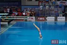 陳芋汐十米臺(tái)奪冠后透露愛(ài)吃熱干面 武漢成福地