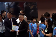 刘国梁在纽约参加联合国活动 弘扬中国乒乓文化