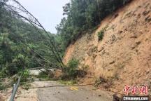 廣東韶關(guān)多條河流超警戒水位 暴雨引發(fā)洪水預(yù)警