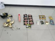 男子11楼扔榴莲获刑 情绪发泄酿大错