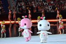 “大湾鸡”书包火了 二手最高卖1988 周边产品一“鸡”难求