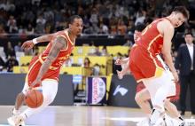 浙江广厦队新季征程气势如虹 揭幕战大胜展雄心