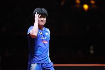 張本智和4比2擊敗莫雷加德奪冠 生涯首奪總決賽男單冠軍