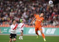 山东泰山队官宣与U23新星彭啸续约 未来可期