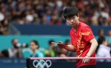 裁判无视中国队员举手示意 争议判罚引发热议